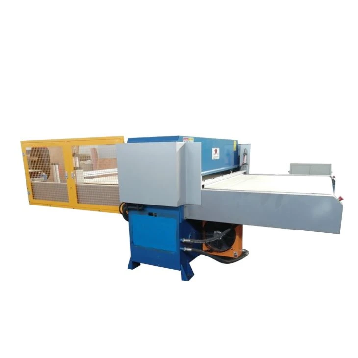 Roller Feeding Fabric Die Cutting Machine Roller Feeding Fabric Die Cutting Machine