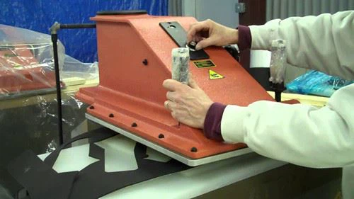 Swing Arm Clicker Press